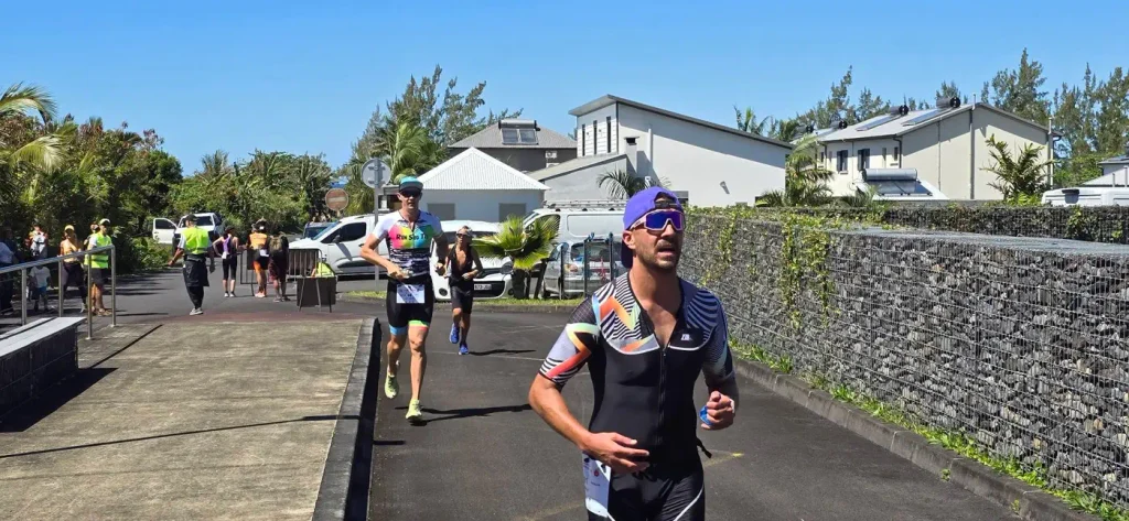 les participants à l'épreuve de course à pied