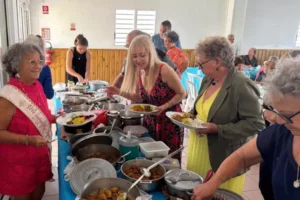 vignette des ludiqsenoir lors du repas partage à la salle de la mer cassée